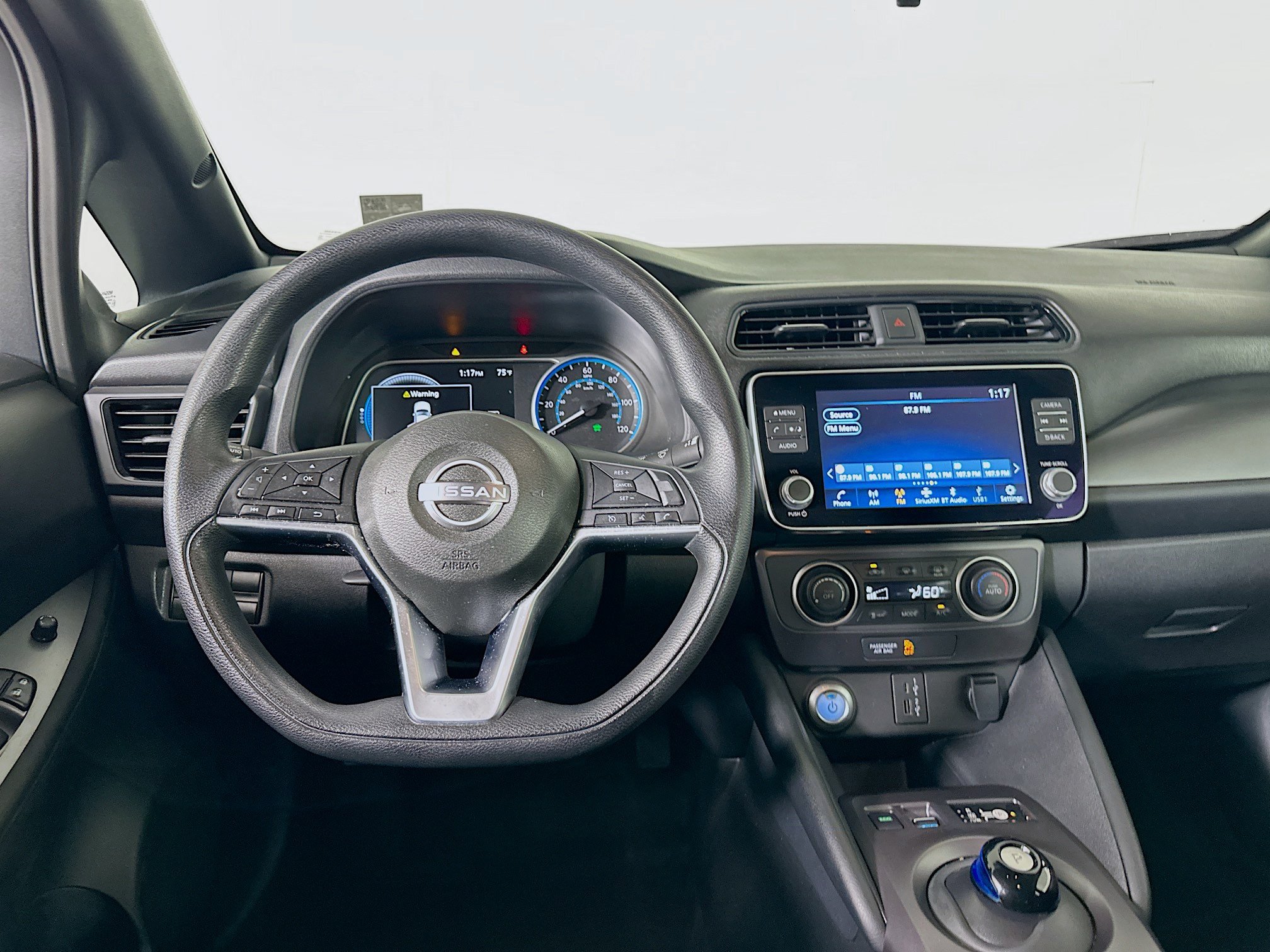Used 2025 Nissan Leaf S FWD image 17