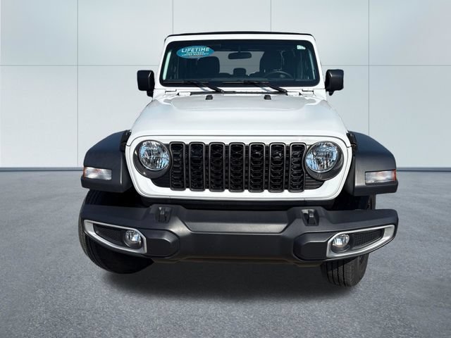 Used 2024 Jeep Gladiator Sport AWD/4WD image 6