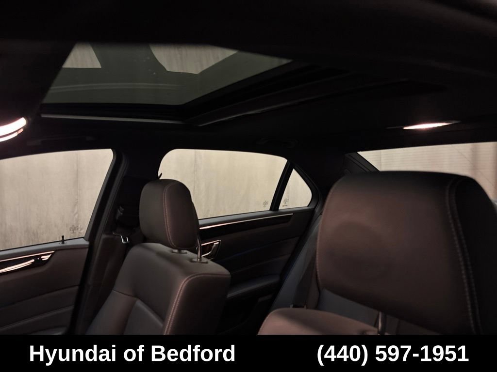 Used 2016 Mercedes-Benz E 350 4MATIC Sedan image 24