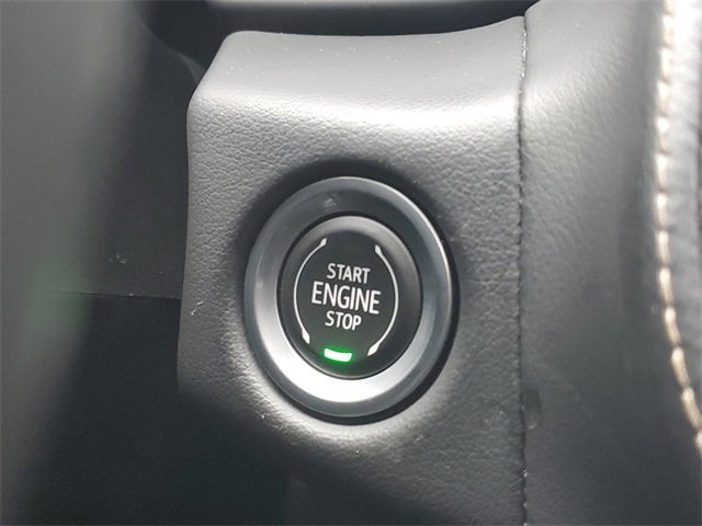 Certified 2023 Chevrolet Suburban Premier image 25