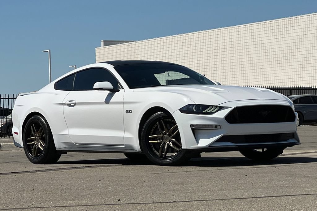 Used 2020 Ford Mustang GT Premium RWD image 2