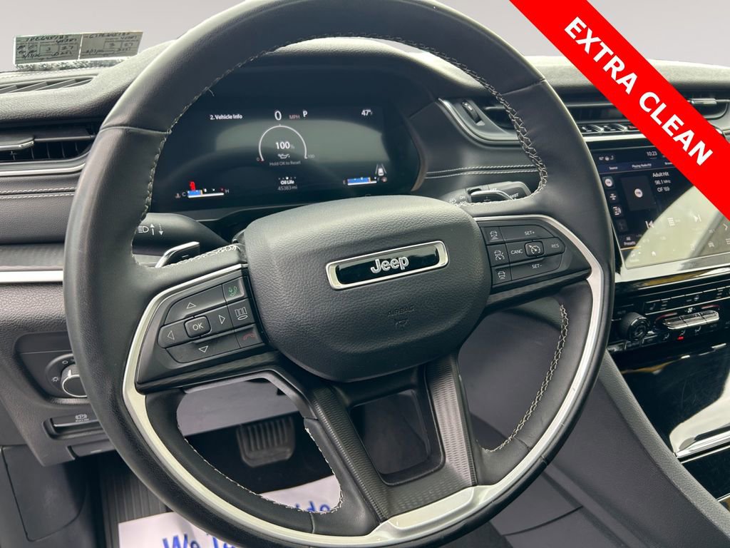 Used 2023 Jeep Grand Cherokee Altitude image 12