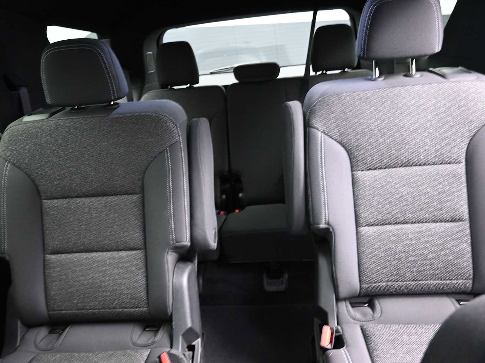 Used 2024 Chevrolet Traverse LT image 14