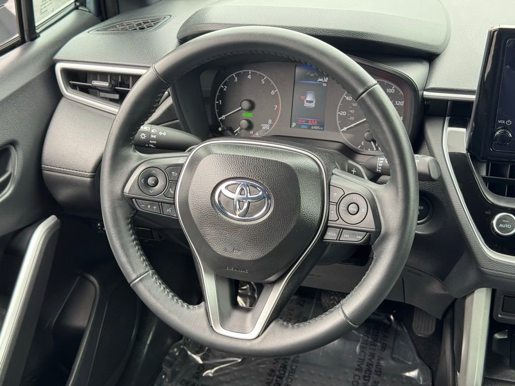 Certified 2025 Toyota Corolla Cross AWD Hybrid image 19