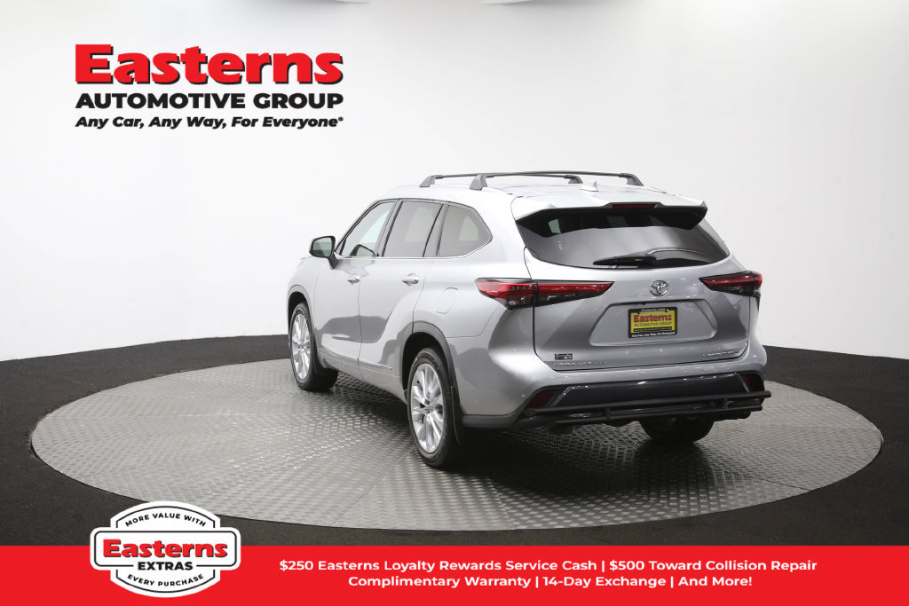 Used 2021 Toyota Highlander Limited AWD/4WD image 71