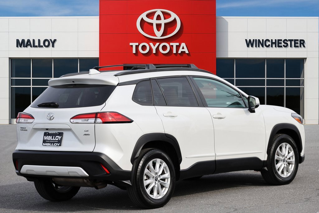 Used 2022 Toyota Corolla Cross LE image 5