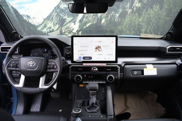 New 2026 Toyota 4Runner Limited AWD/4WD image 9