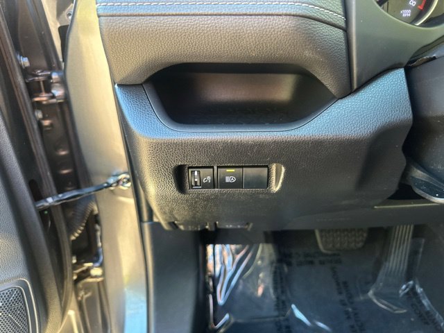 Used 2019 Toyota RAV4 LE w/ All Weather Liner Package AWD/4WD image 26