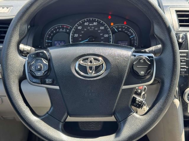 Used 2012 Toyota Camry LE image 19