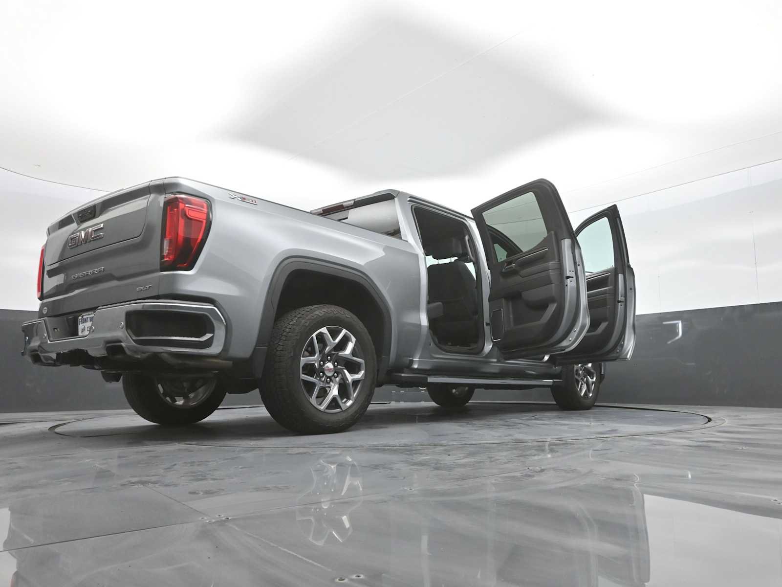 Used 2024 GMC Sierra 1500 SLT w/ SLT Premium Plus Package AWD/4WD image 53