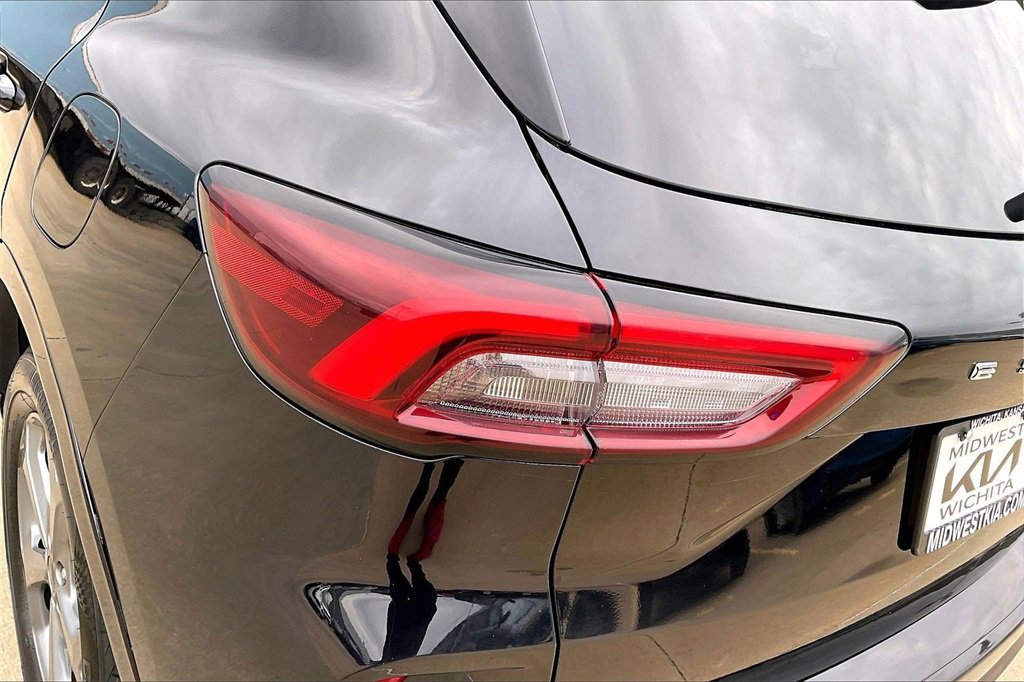 Used 2023 Ford Escape ST-Line image 28