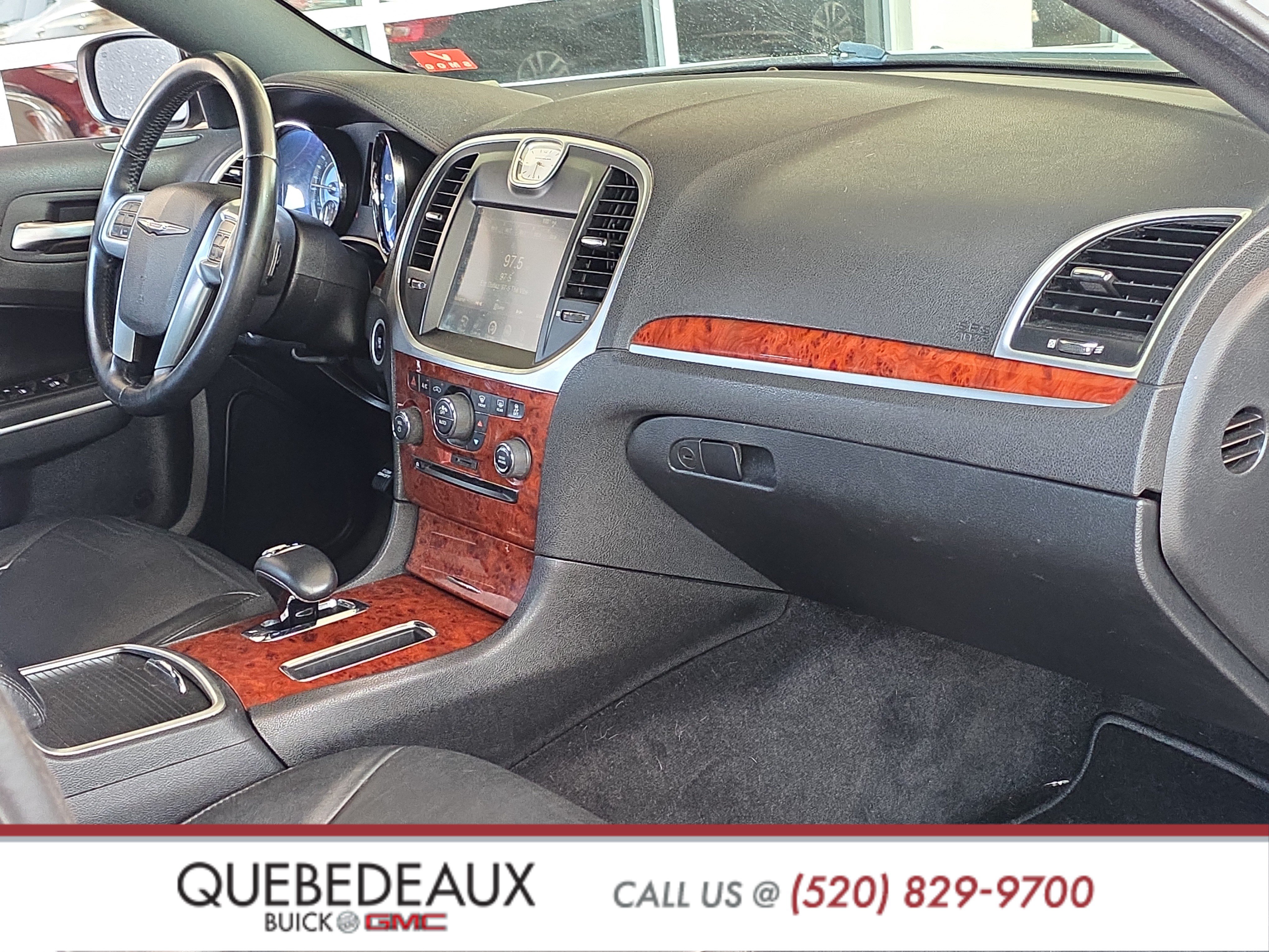 Used 2014 Chrysler 300 RWD image 25