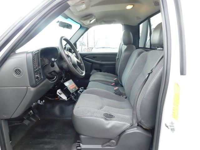 Used 2006 Chevrolet Silverado 3500 2WD Regular Cab image 11