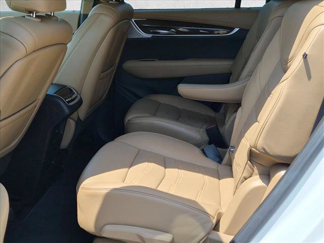 Used 2020 Cadillac XT6 Sport w/ Platinum Package AWD/4WD image 16