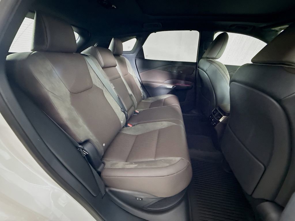 Used 2025 Lexus RX 350 w/ Convenience Package image 29