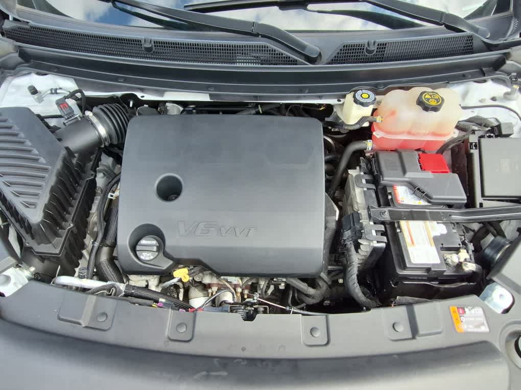 Used 2018 Buick Enclave Essence FWD image 22