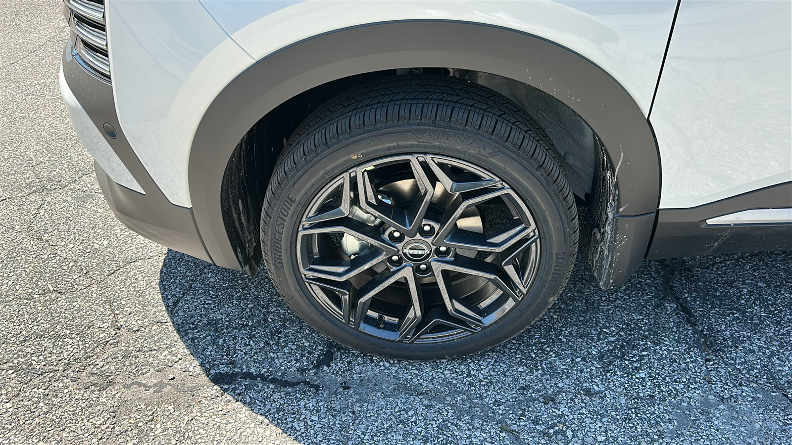 New 2026 Nissan Kicks SR w/ Cold Weather Package AWD/4WD image 6