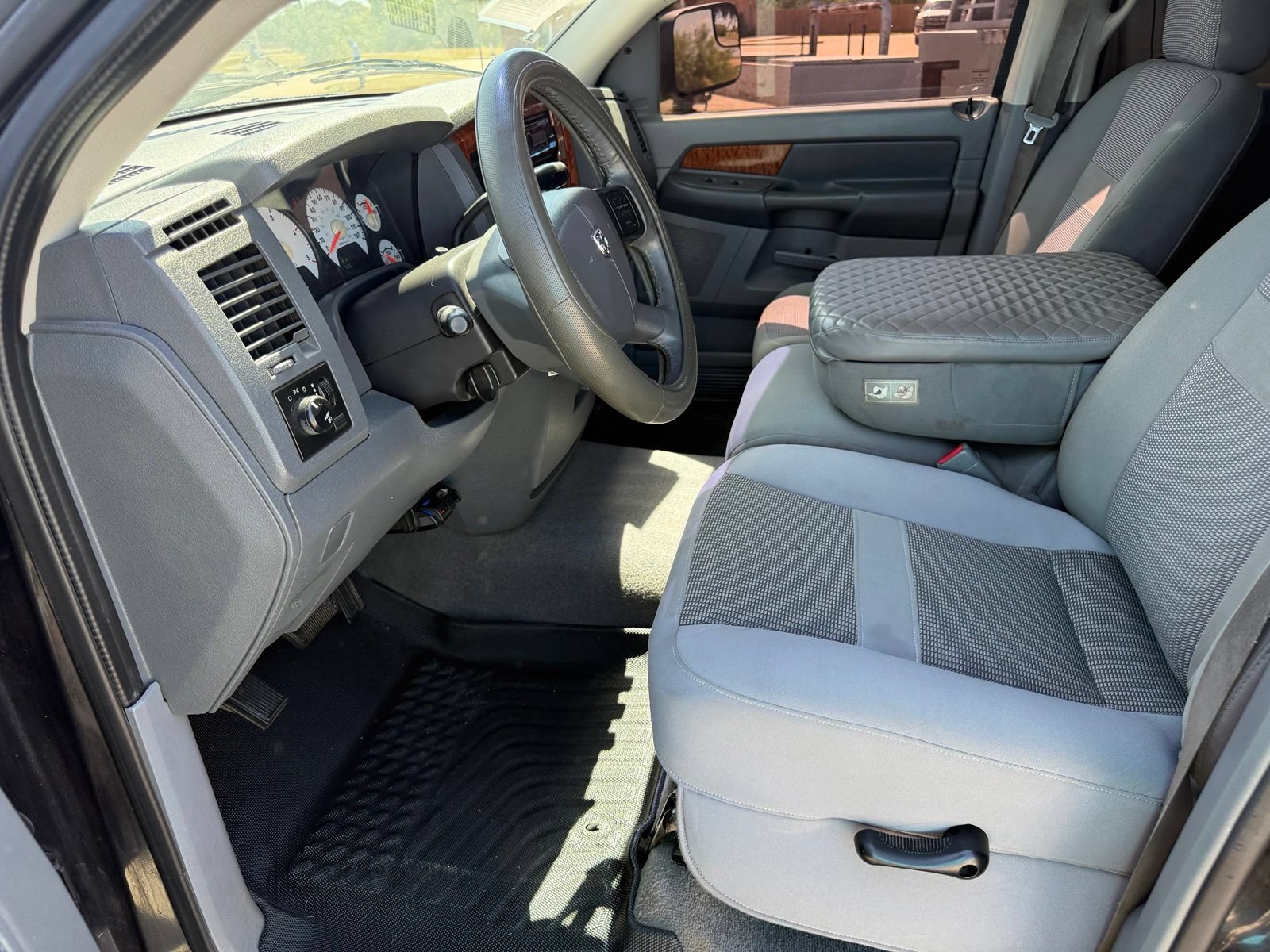 Used 2006 Dodge Ram 3500 Truck SLT RWD image 11