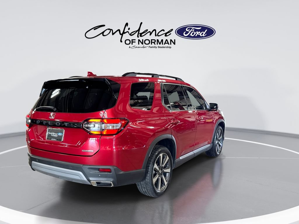 Used 2023 Honda Pilot Touring image 8
