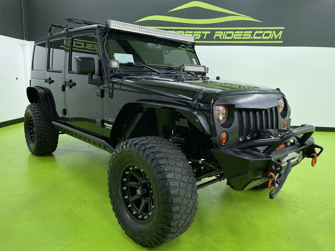 Used 2013 Jeep Wrangler Unlimited Sport AWD/4WD image 2