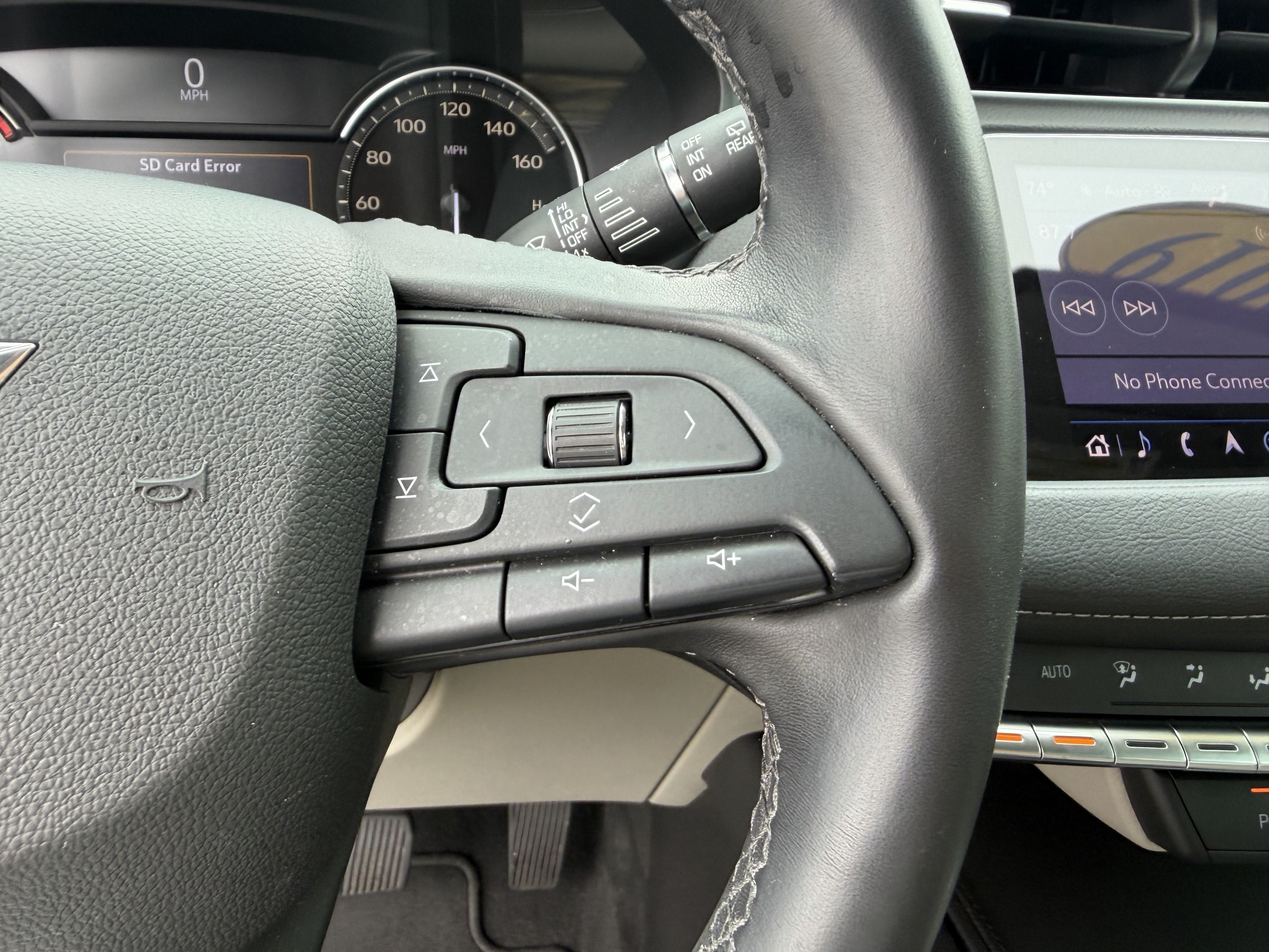 Used 2019 Cadillac XT4 Luxury FWD image 30