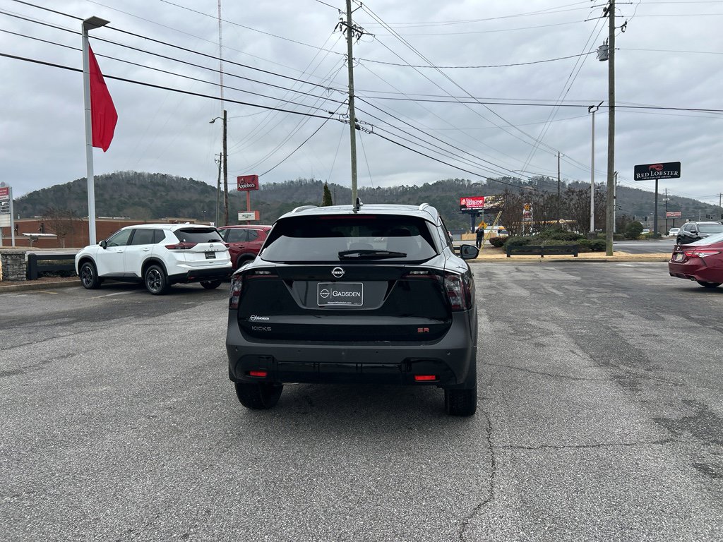 New 2026 Nissan Kicks SR image 5