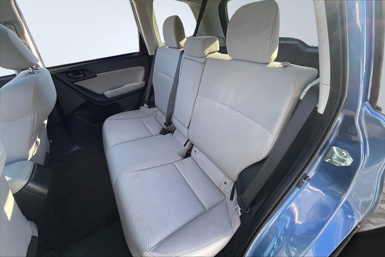 Used 2015 Subaru Forester 2.5i Premium w/ All-Weather Package image 27