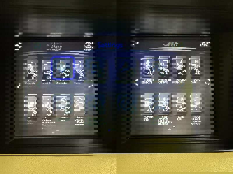 Used 2019 INFINITI QX30 w/ Cargo Package image 23