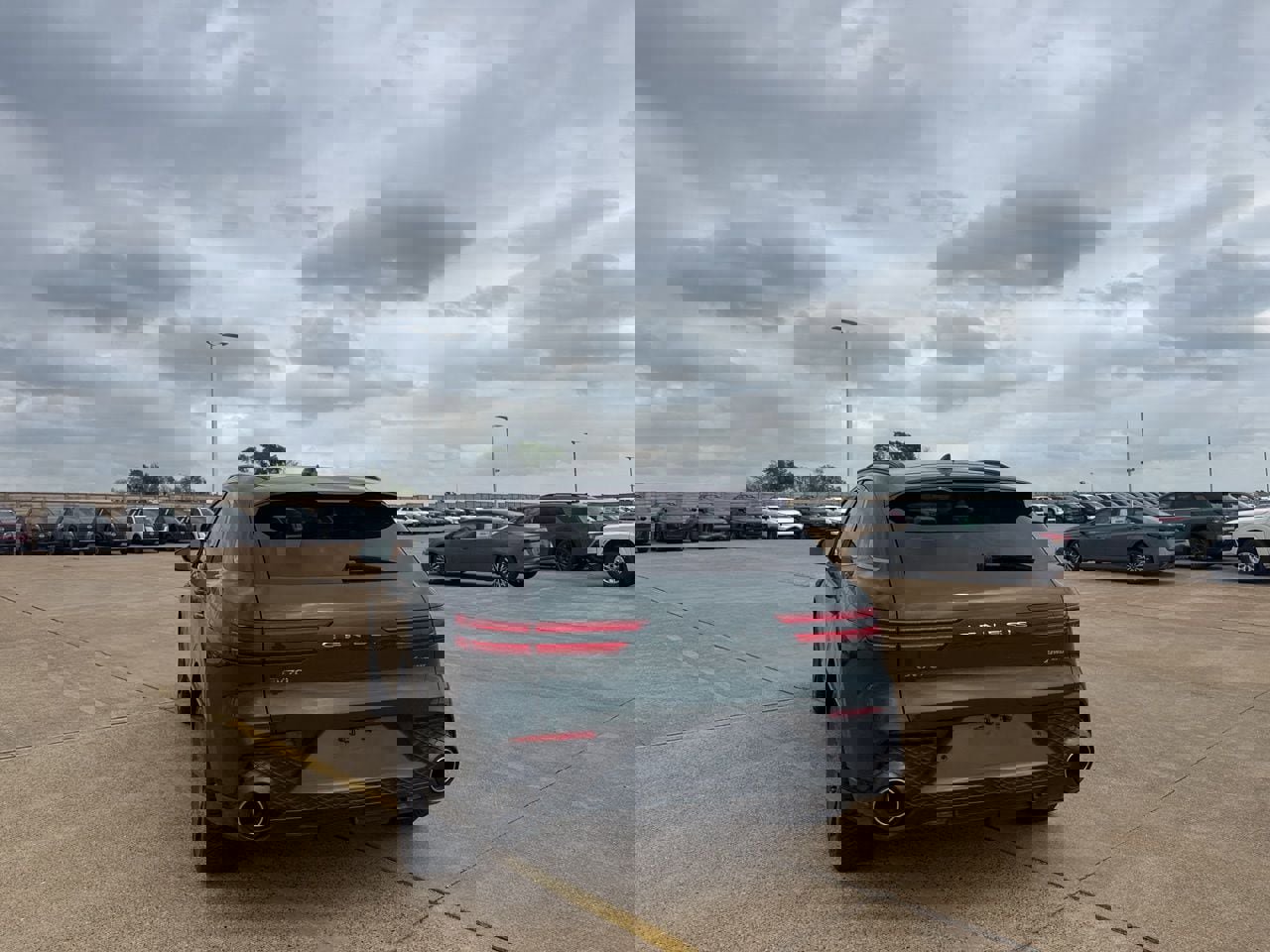 Used 2022 Genesis GV70 3.5T Sport w/ Sport Prestige Package image 18