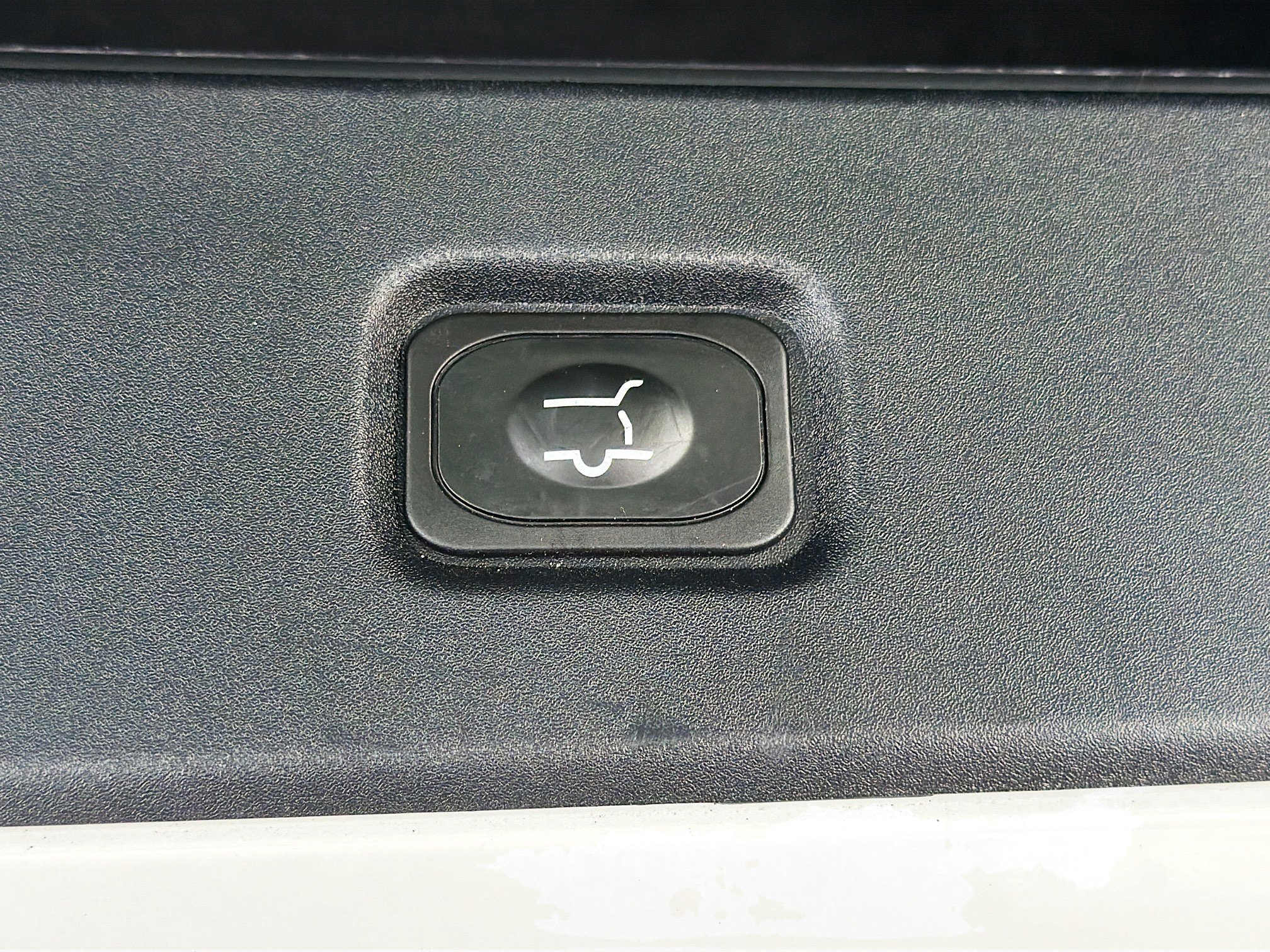 Used 2025 Ford Expedition Active image 14