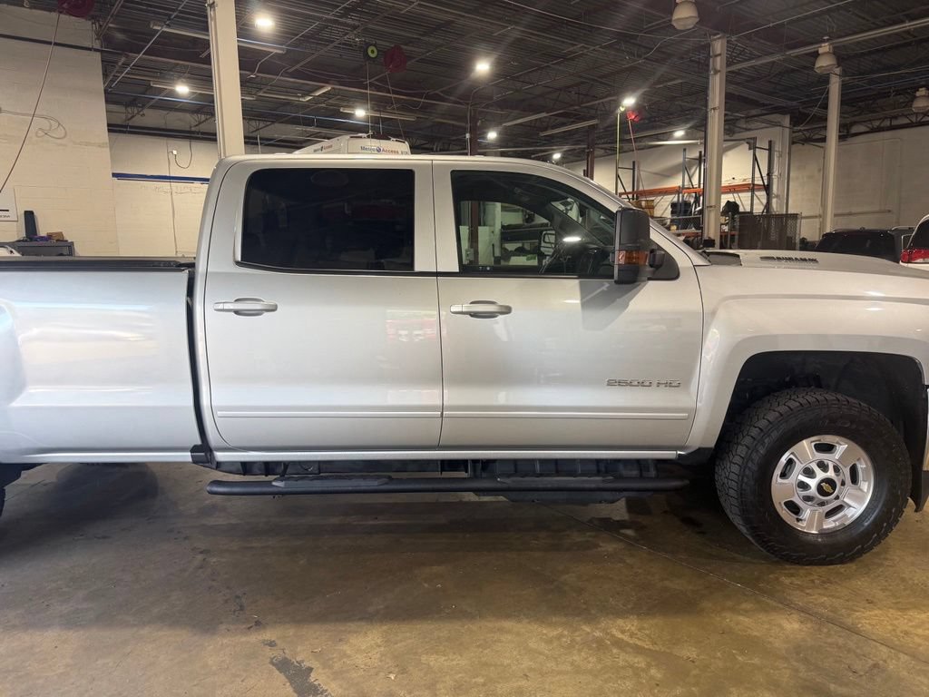 Used 2019 Chevrolet Silverado 2500 LT w/ LT Convenience Package AWD/4WD image 14