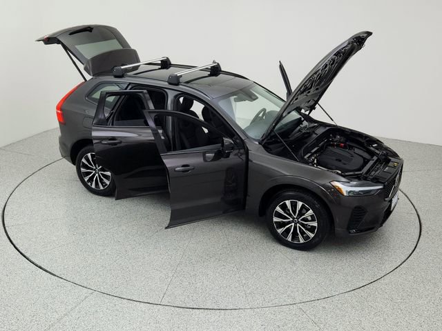 New 2025 Volvo XC60 B5 Core w/ Protection Package Premier image 40