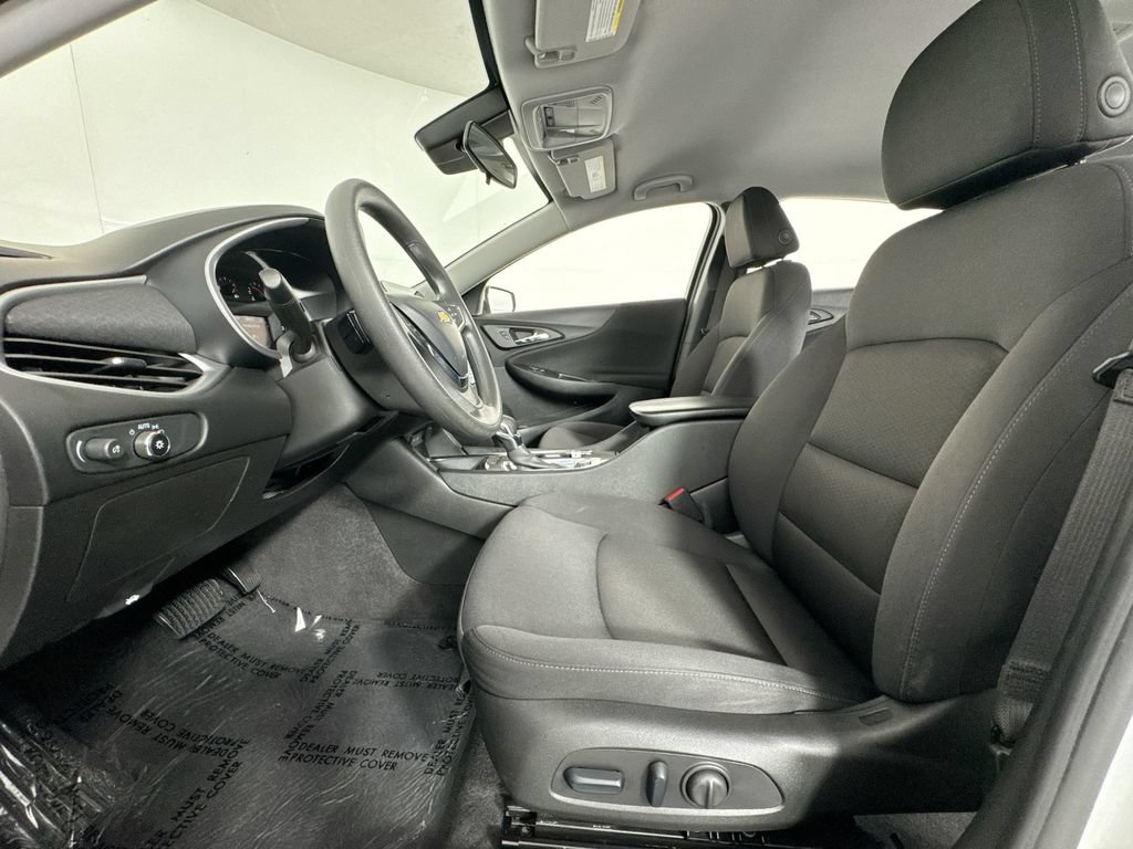 Used 2024 Chevrolet Malibu LT FWD image 10