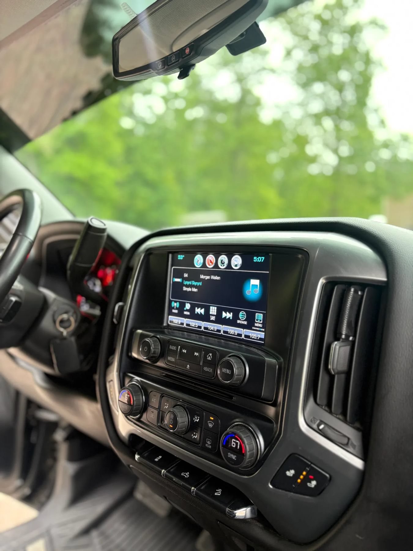 Used 2018 Chevrolet Silverado 1500 LT w/ True North Edition AWD/4WD image 28