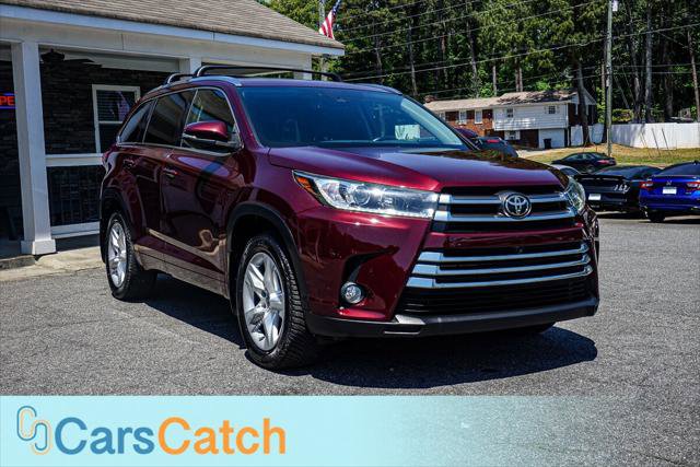 Used 2017 Toyota Highlander Limited Platinum AWD/4WD image 10
