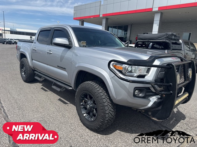 Used 2017 Toyota Tacoma SR5 w/ Tow Package AWD/4WD image 1