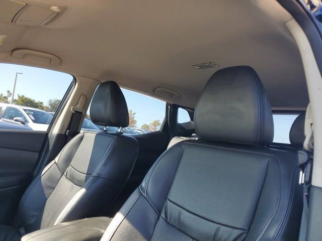 Used 2021 Nissan Rogue Sport SL image 26