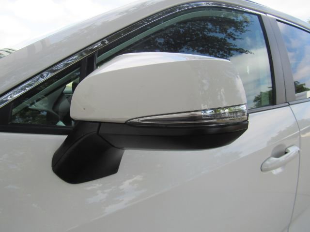 Used 2025 Toyota RAV4 XLE image 15