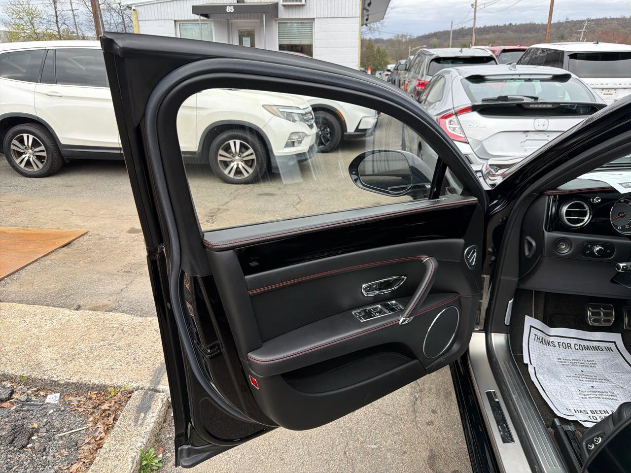 Used 2014 Bentley Flying Spur W12 image 2