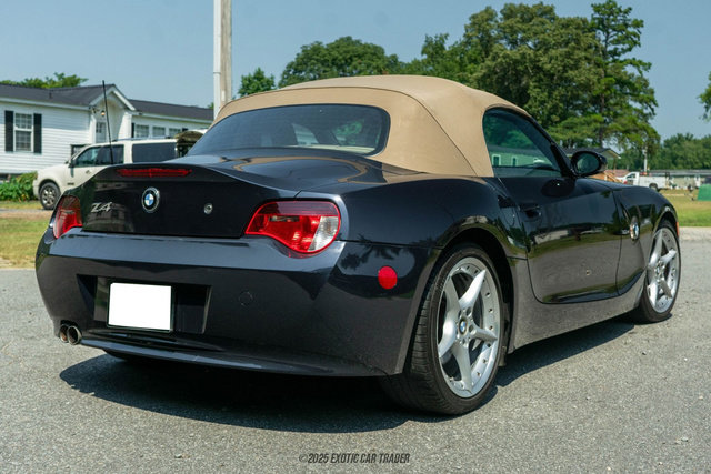 Used 2008 BMW Z4 3.0si RWD image 17