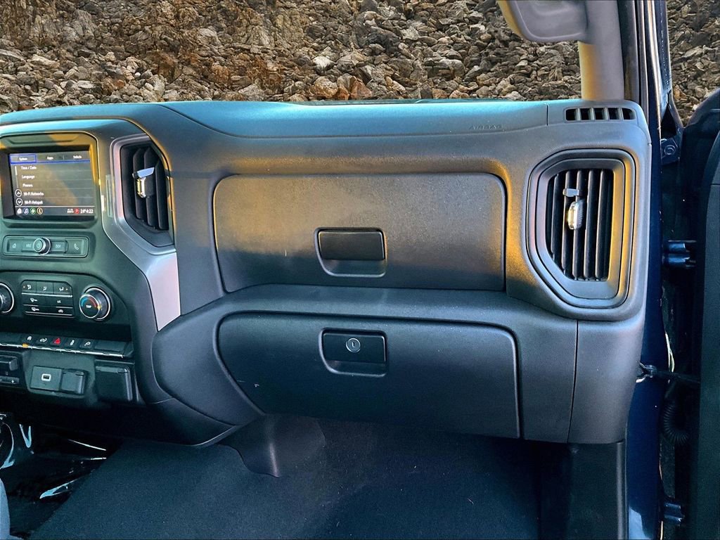 Used 2020 Chevrolet Silverado 1500 Custom w/ Custom Value Package image 14