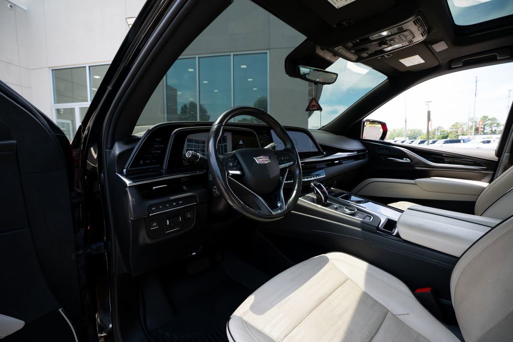 Used 2021 Cadillac Escalade ESV Sport AWD/4WD image 26