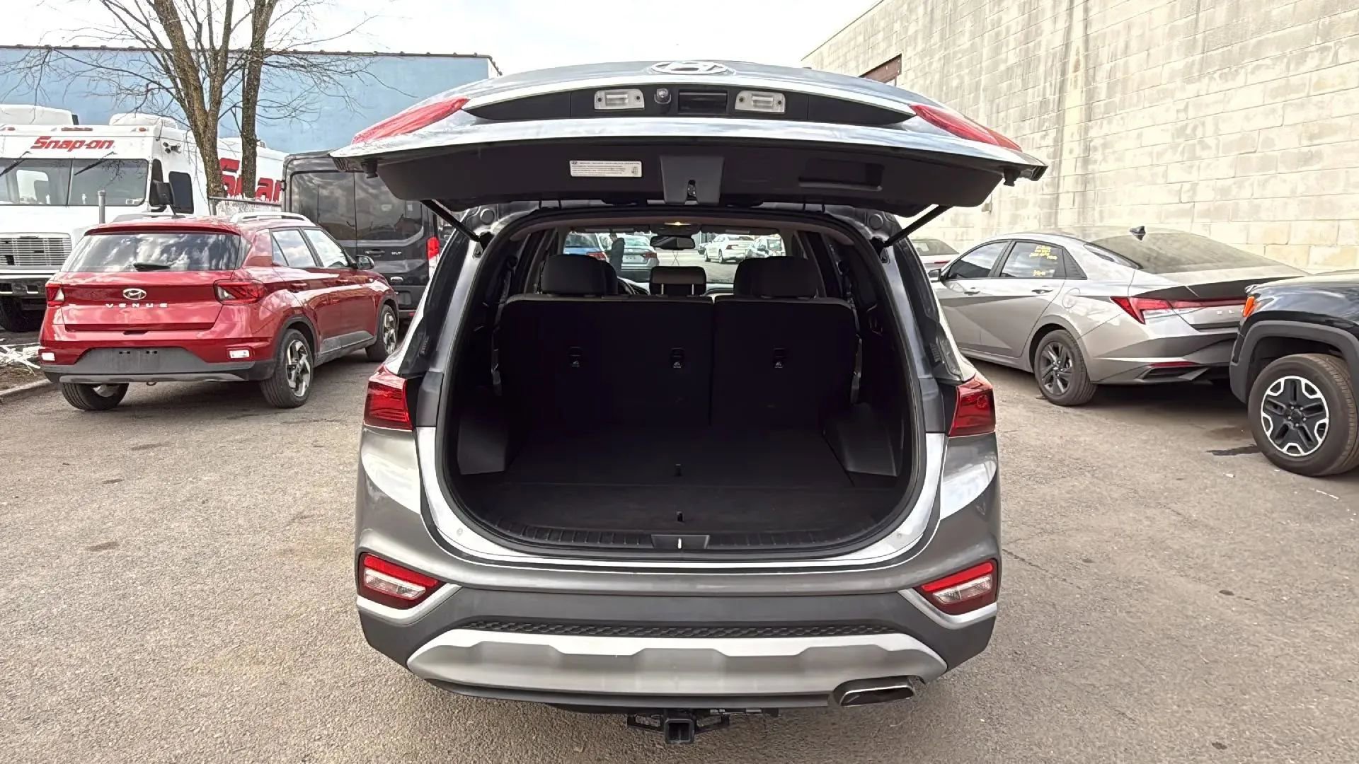 Used 2019 Hyundai Santa Fe SEL AWD/4WD image 26