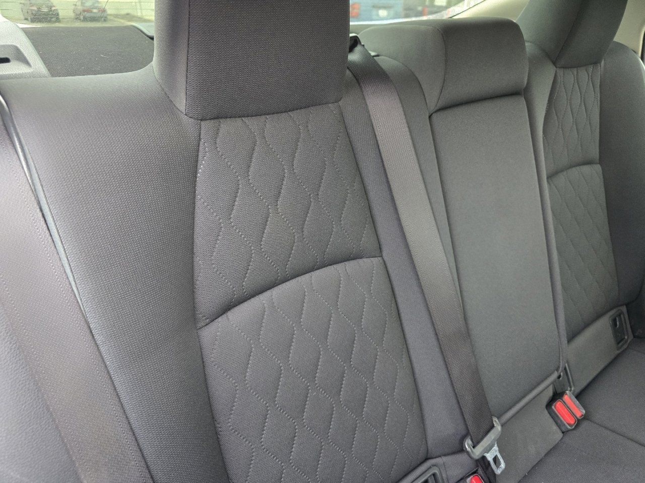 Used 2020 Toyota Corolla LE image 15