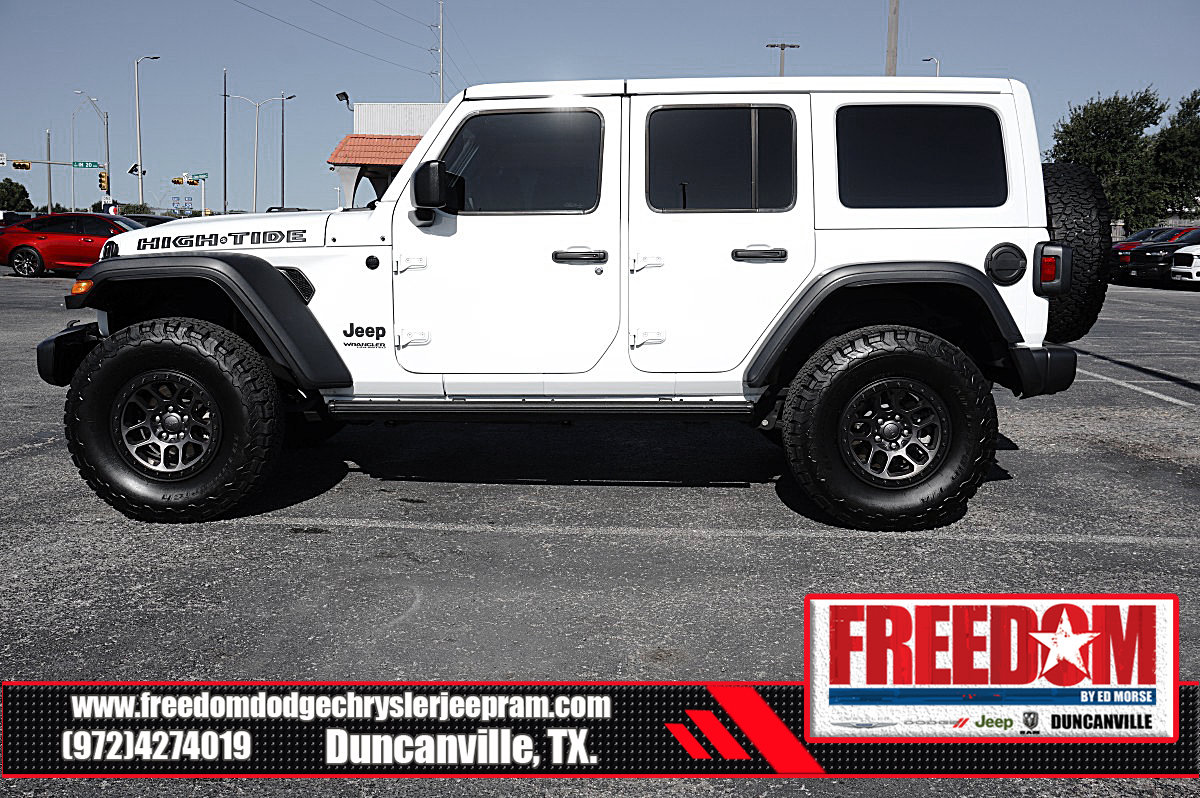 Used 2022 Jeep Wrangler Unlimited Sport AWD/4WD image 2
