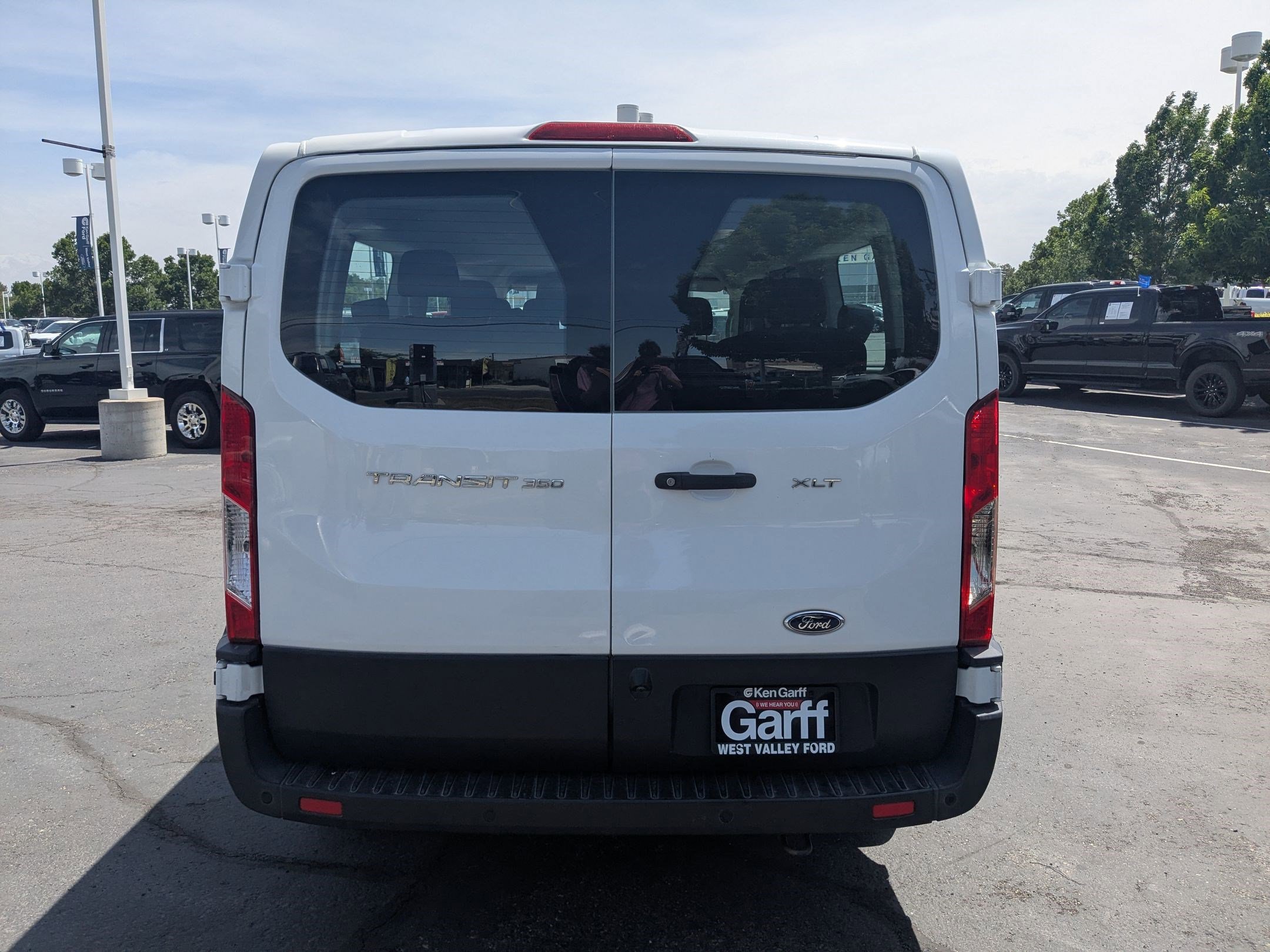 Used 2021 Ford Transit 350 XLT RWD image 5