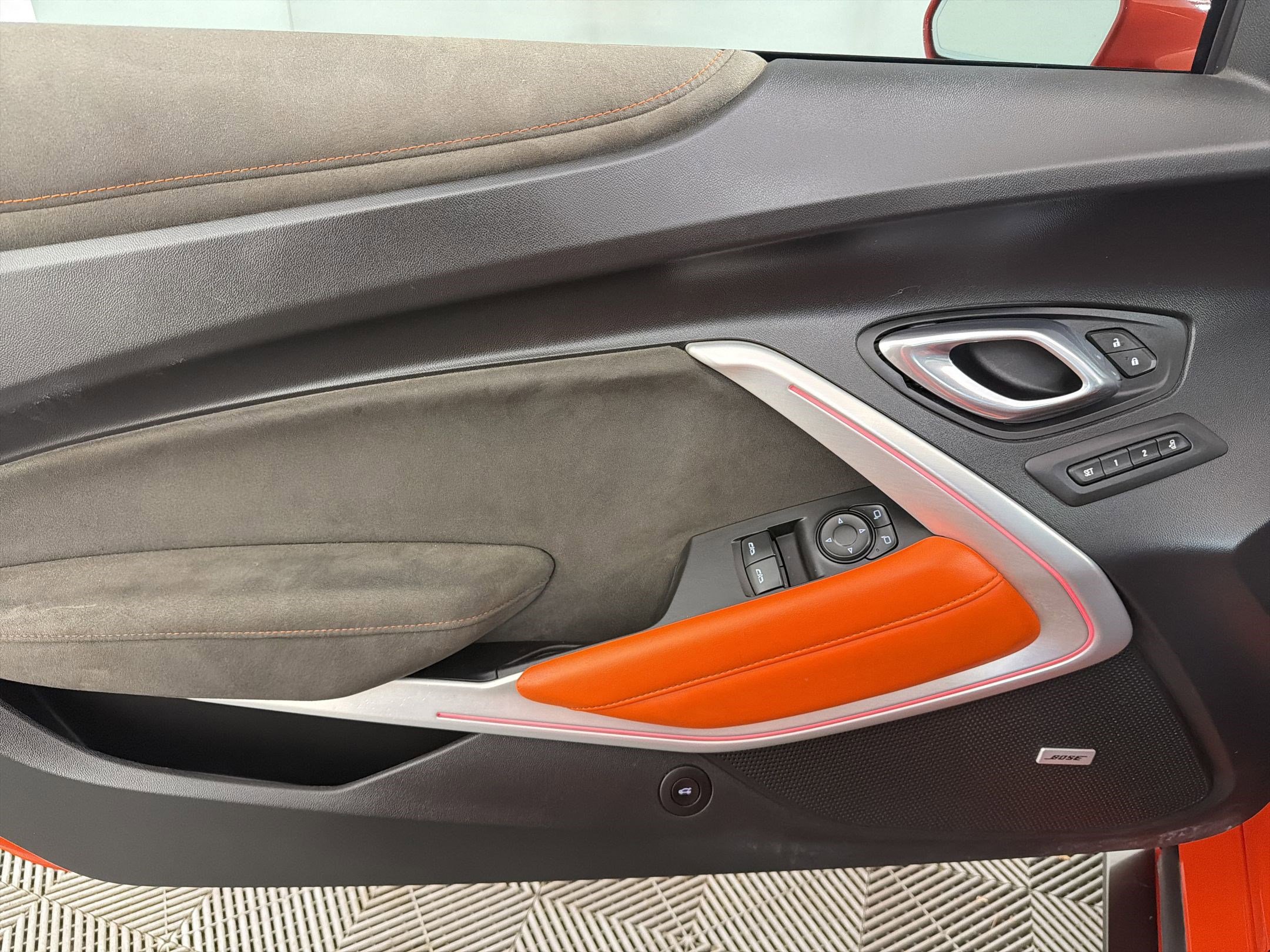 Used 2018 Chevrolet Camaro SS w/ Hot Wheels Edition image 13