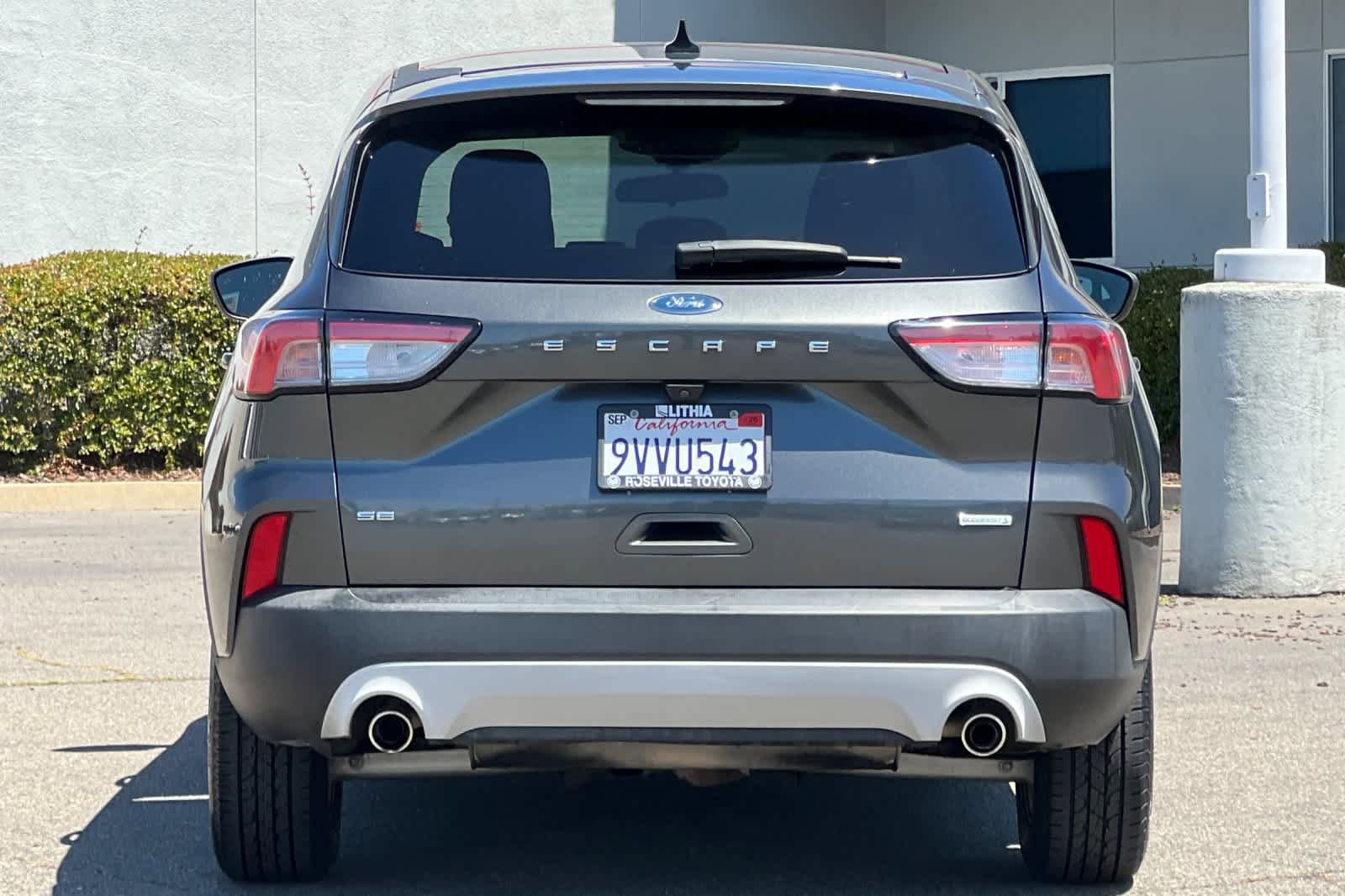 Used 2020 Ford Escape SE FWD image 8