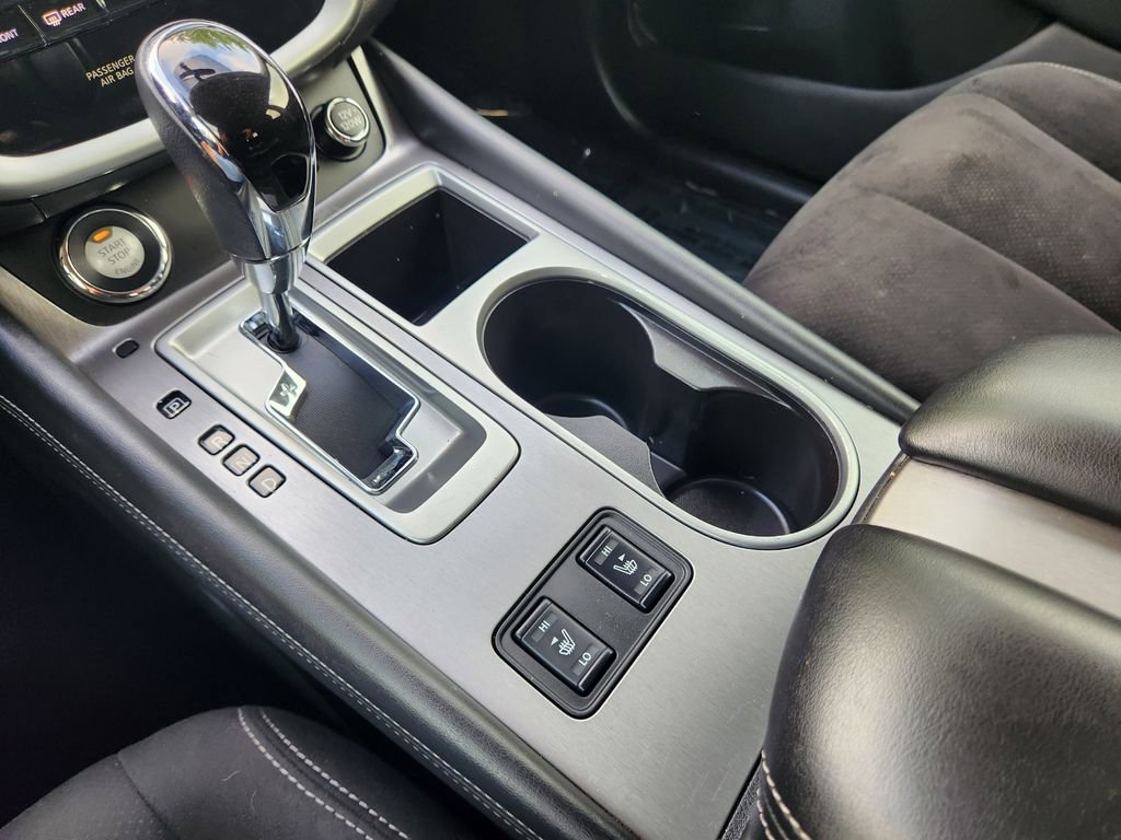 Used 2019 Nissan Murano SV w/ Premium Package image 9