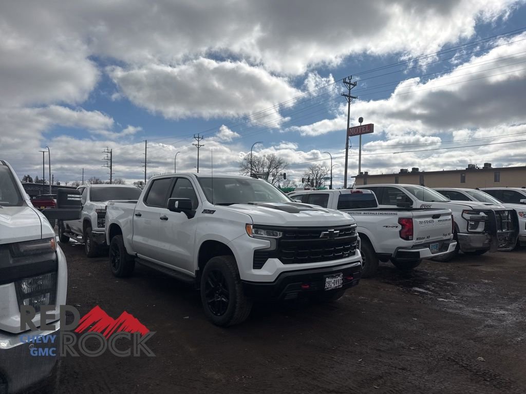 Used 2024 Chevrolet Silverado 1500 LT Trail Boss w/ Convenience Package II image 18